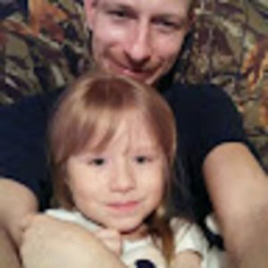 Meet your Posher, Dustin